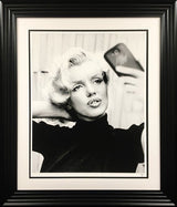 monroe selfie framed print by artist jj adams